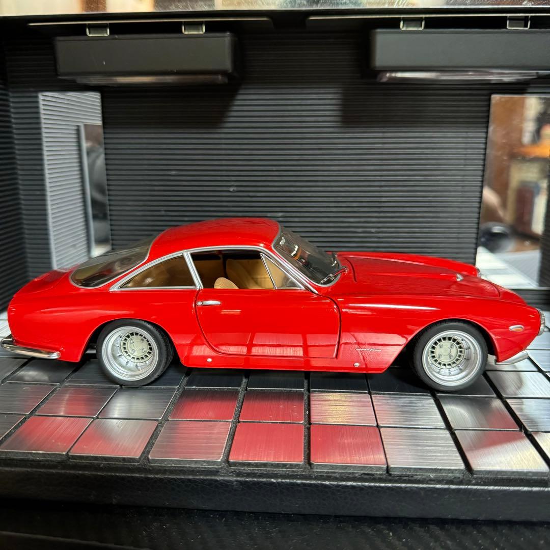 HOTWHEELS 1/18フェラーリ 250GT (カスタム仕様)
