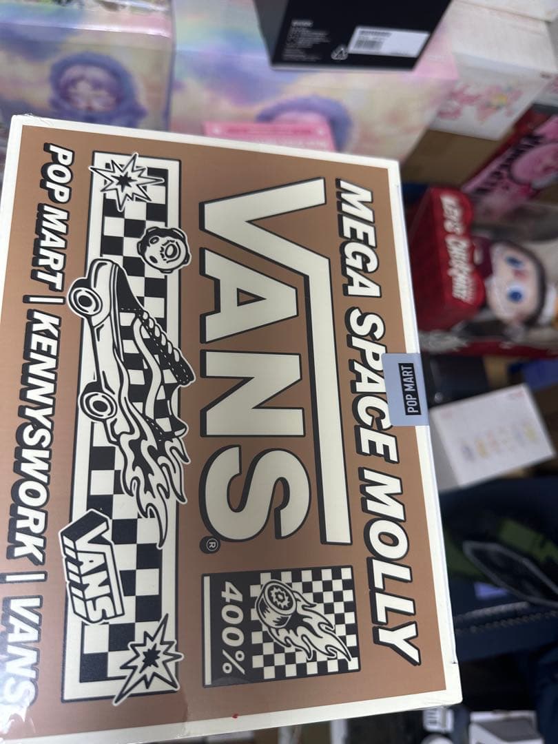 ポップマート メガコレクション メガスペースモリー 400% ヴァンズ