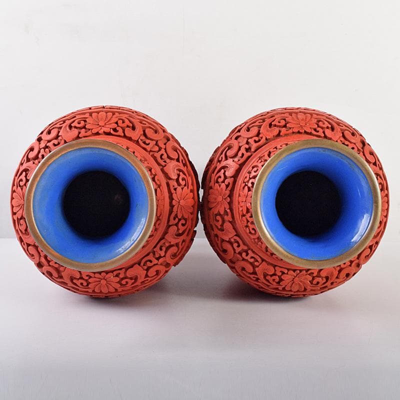 中国　剔紅　堆朱　内七宝　花文瓶　高さ約30㎝　唐木台付　一對　F　R7851B