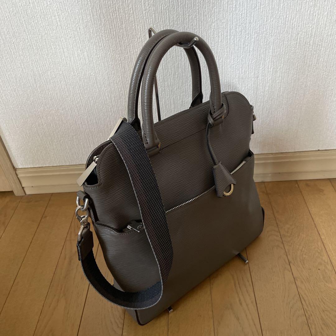 アニアリaniary 2WAYブリーフケース16-02002ウェイブレザー中古