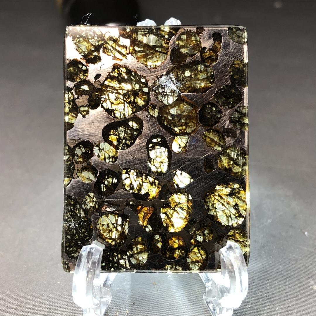 パラサイト隕石 隕石　石鉄隕石　セリコ隕石 美品　重さ約7ｇ　ケース付