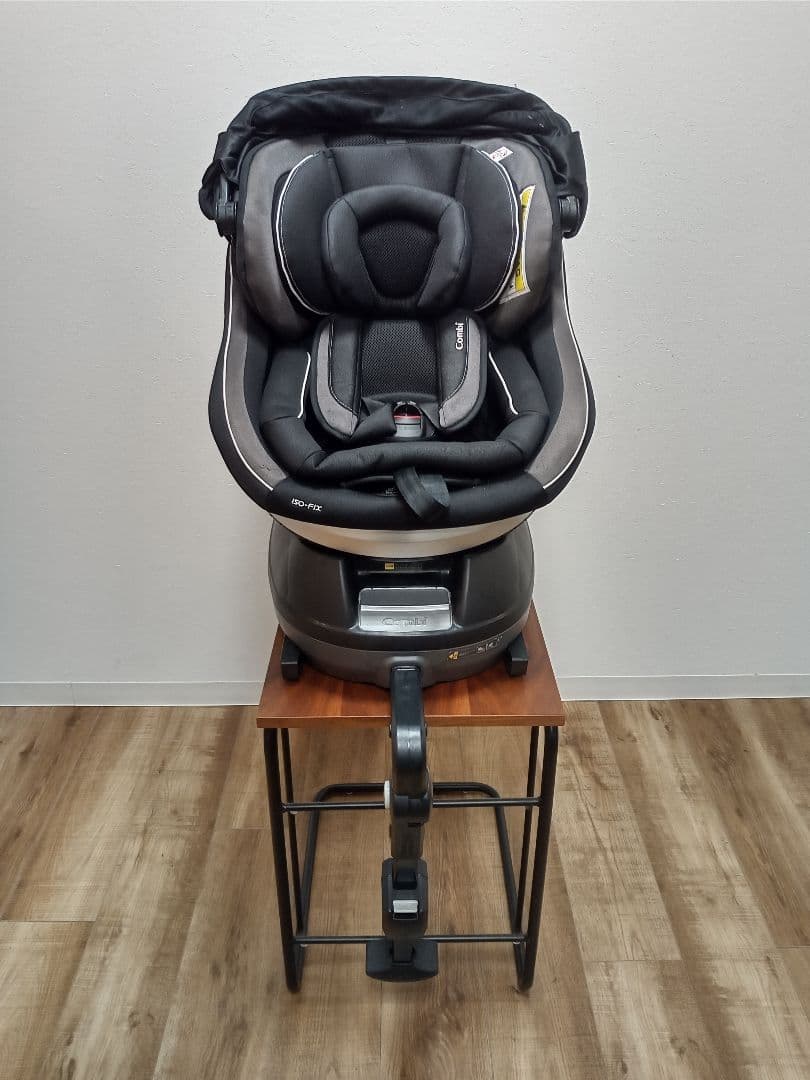 【ISOFIX】COMBI　ネムール　エッグショック　NF-700