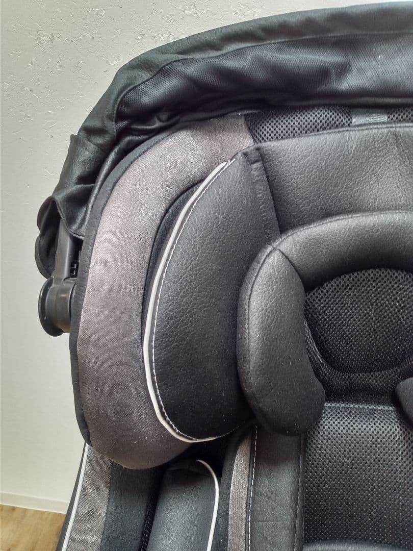 【ISOFIX】COMBI　ネムール　エッグショック　NF-700