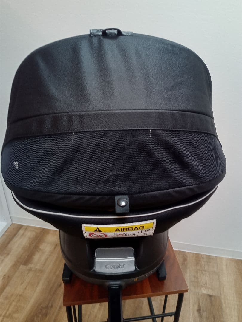 【ISOFIX】COMBI　ネムール　エッグショック　NF-700