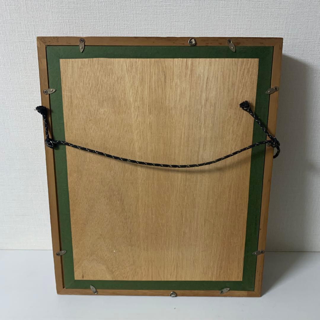 花瓶に生けられた白い花