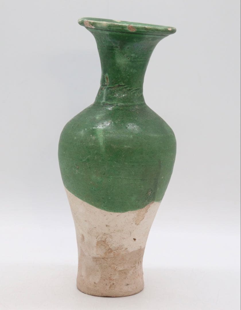 中国　唐時代　緑釉瓶　アンティーク　送料込み260104