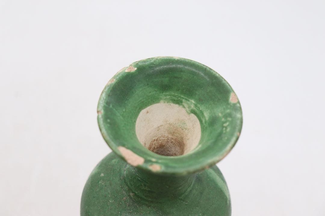 中国　唐時代　緑釉瓶　アンティーク　送料込み260104