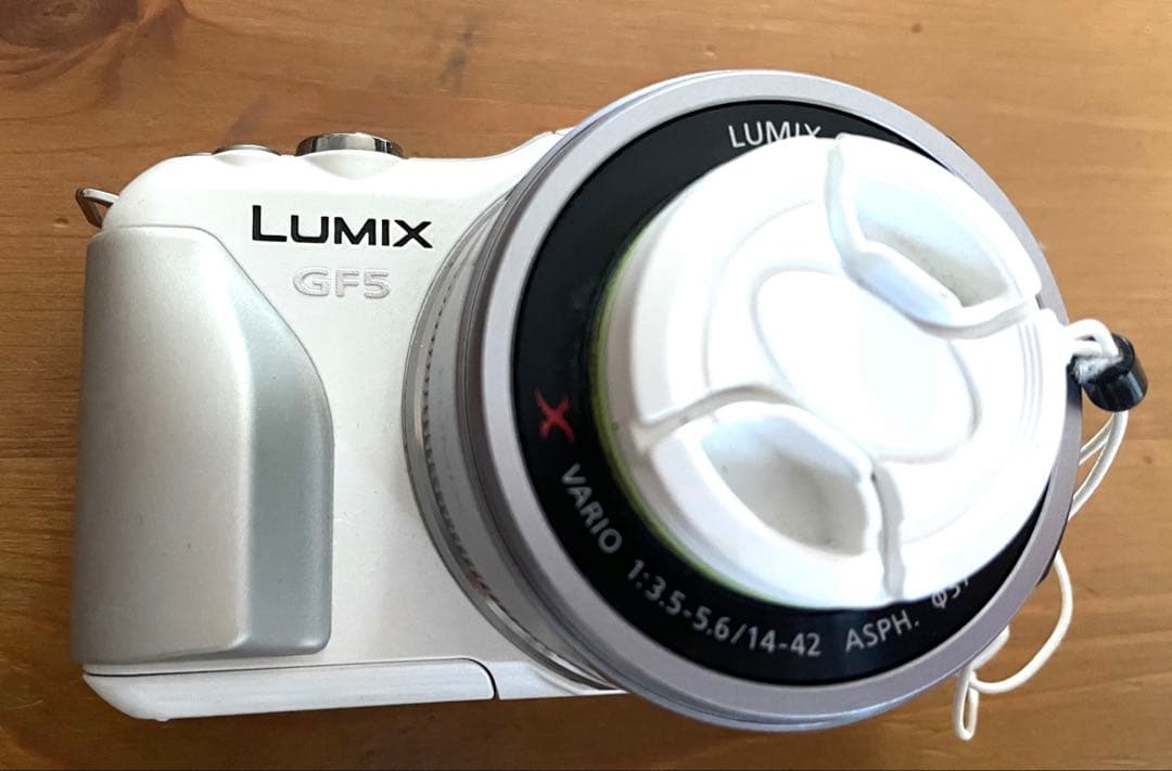 LUMIX DMC-GF5 ミラーレス一眼　箱付き