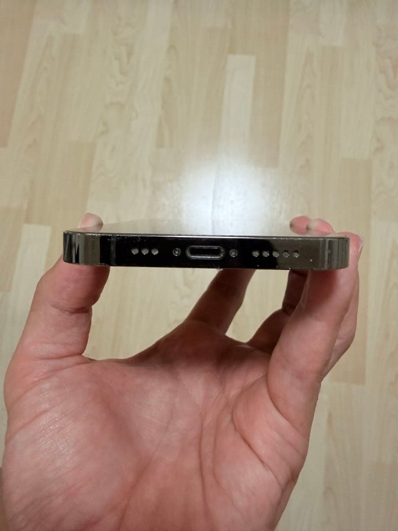 iPhone 13 Pro 512GB グラファイト