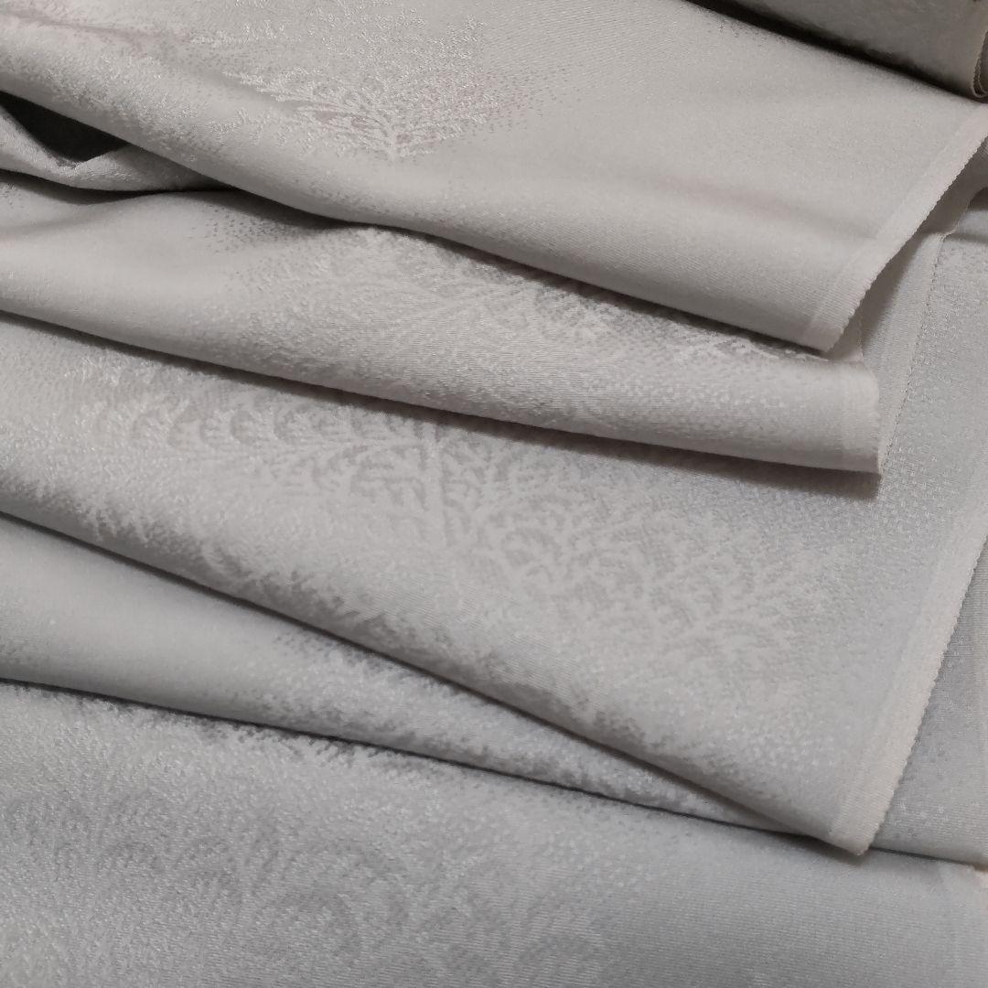 正絹　寿光織　葉紋地紋様　色無地　着尺　反物（１７）