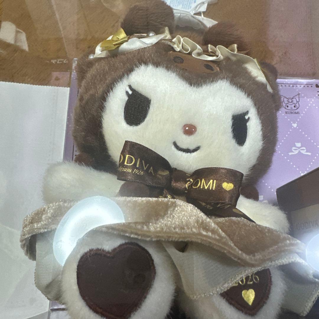 GODIVA バレンタイン　サンリオ　クロミ　マスコット　ぬいぐるみ　2点セット
