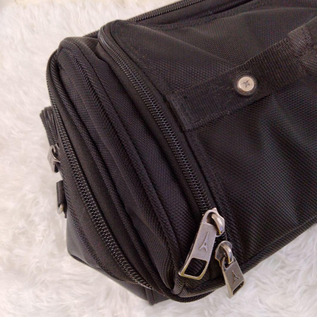 旅行かばん・小分けバッグ Travelpro FlightCrew 5 Large Crew Cooler