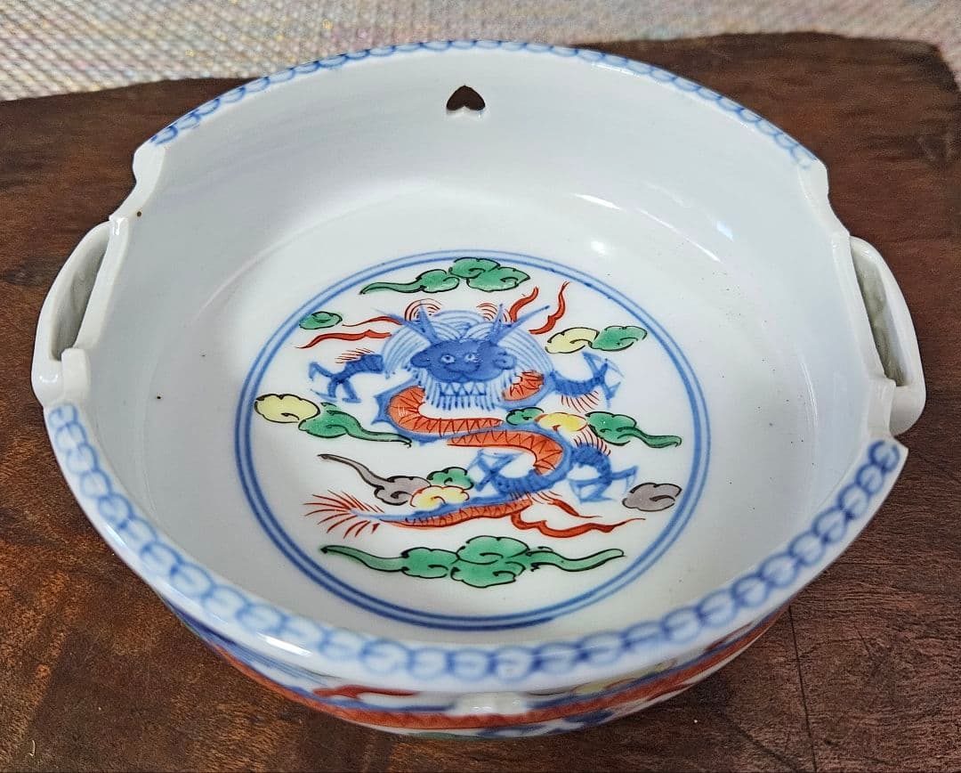 上作品❗】 中国古美術古陶磁器　清代　倣明代萬暦年製　五彩　雲龍図　手付透造　鉢