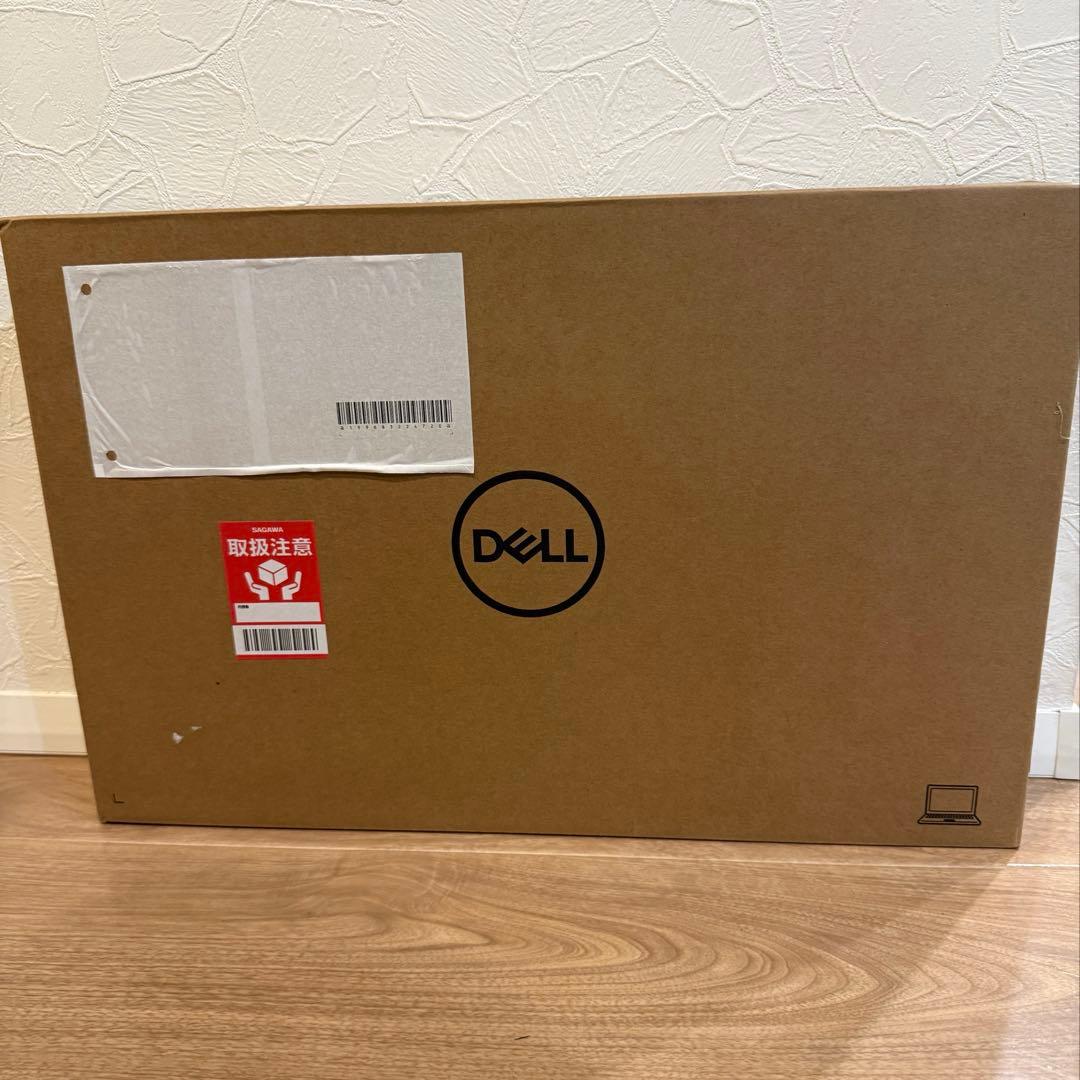 は*様 新品　未開封　Dell Inspiron 3520 ノートパソコン　本体