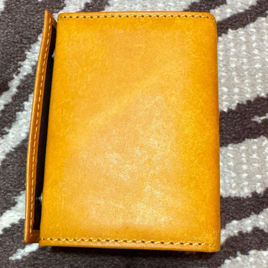 m+ エムピウ ミッレフォッリエ