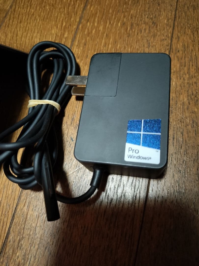 送料無料★Surface Pro4 win11pro4GB/128GBタブレット