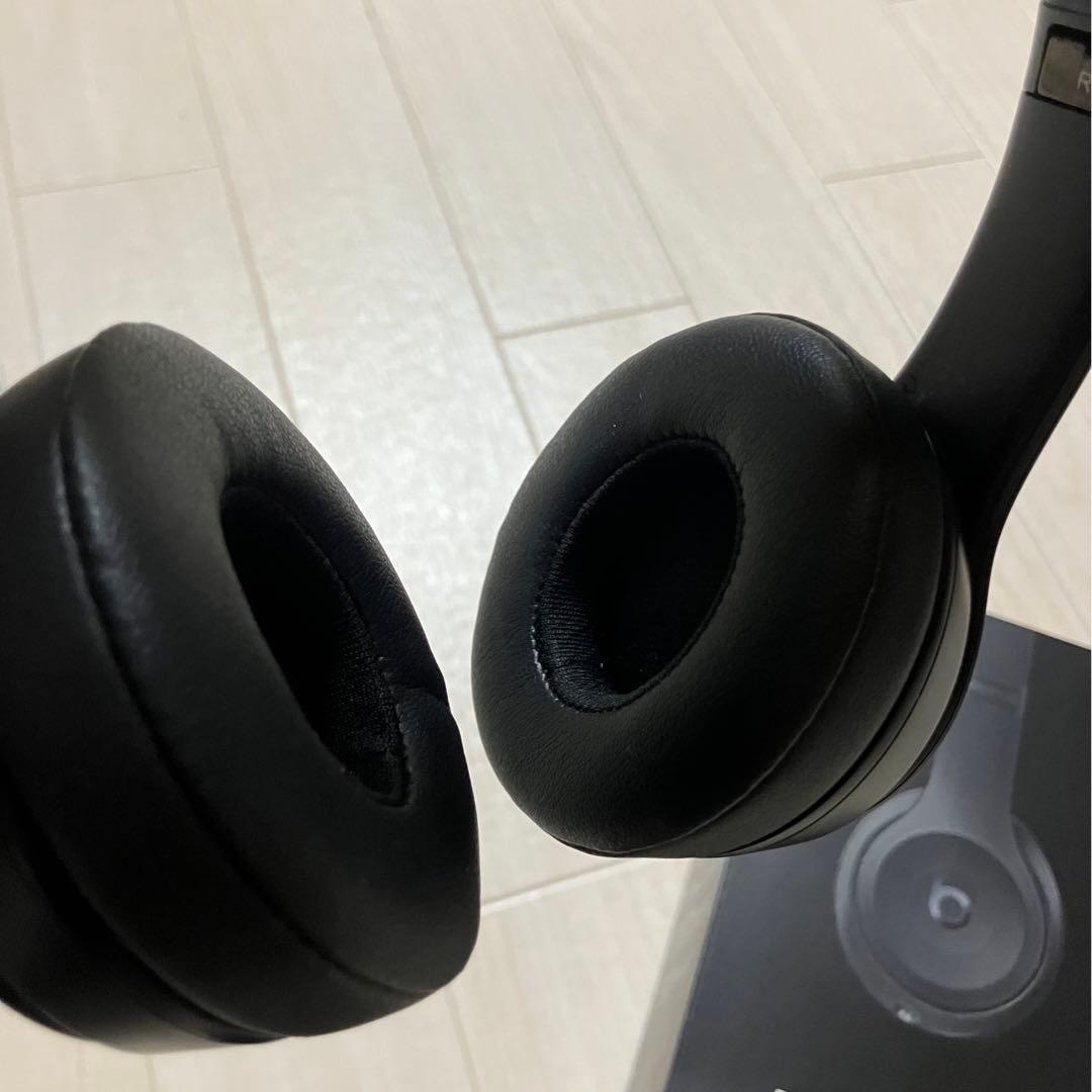 BEATS SOLO3 ワイヤレスヘッドホン ブラック 箱付き ヘッドフォン 黒