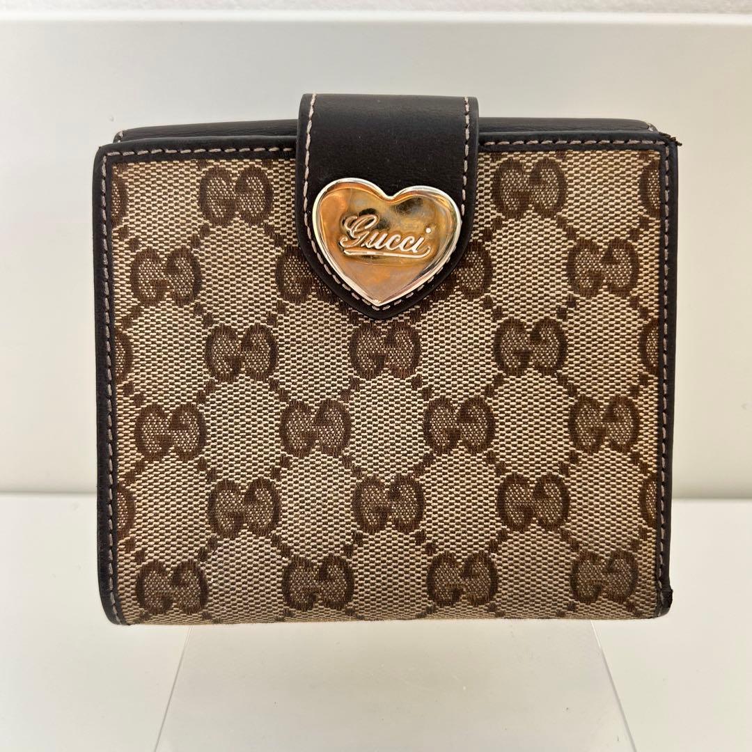 Gucci GGパターン 二つ折り財布グッチ Wホック ハートモチーフ
