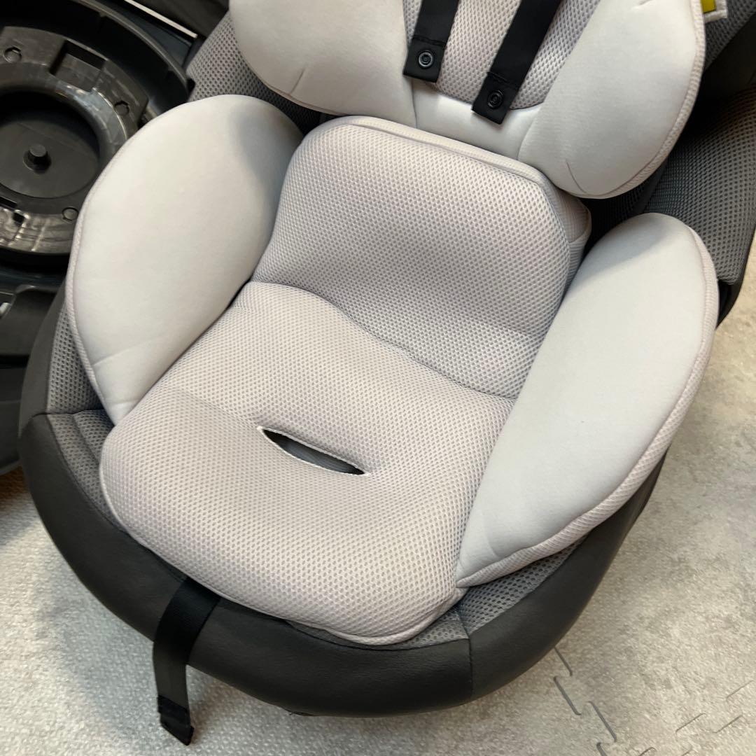 コンビcombi チャイルドシート 新生児　グレーTHE S Air