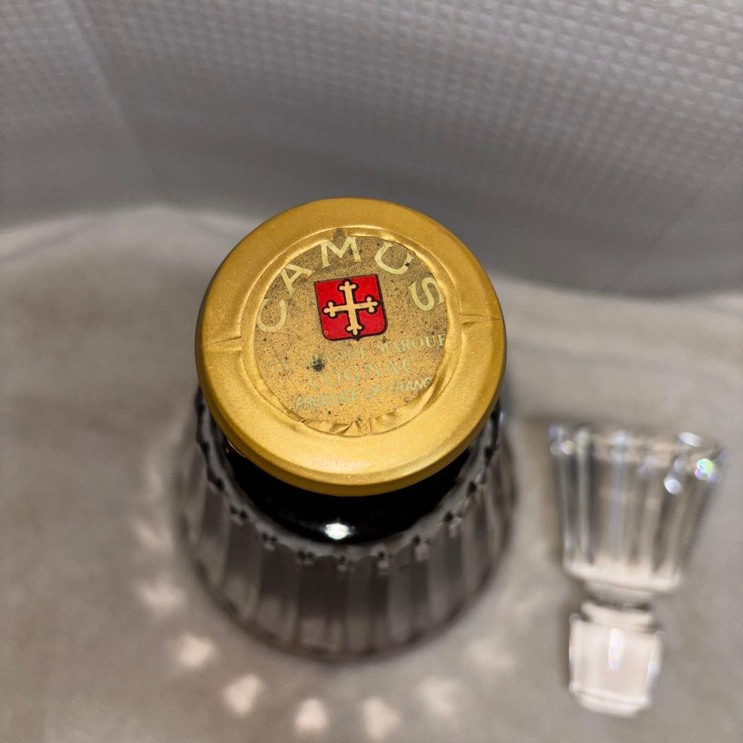 CAMUS 未開封　COGNAC バカラ　クリスタルボトル替え栓付き　箱無し