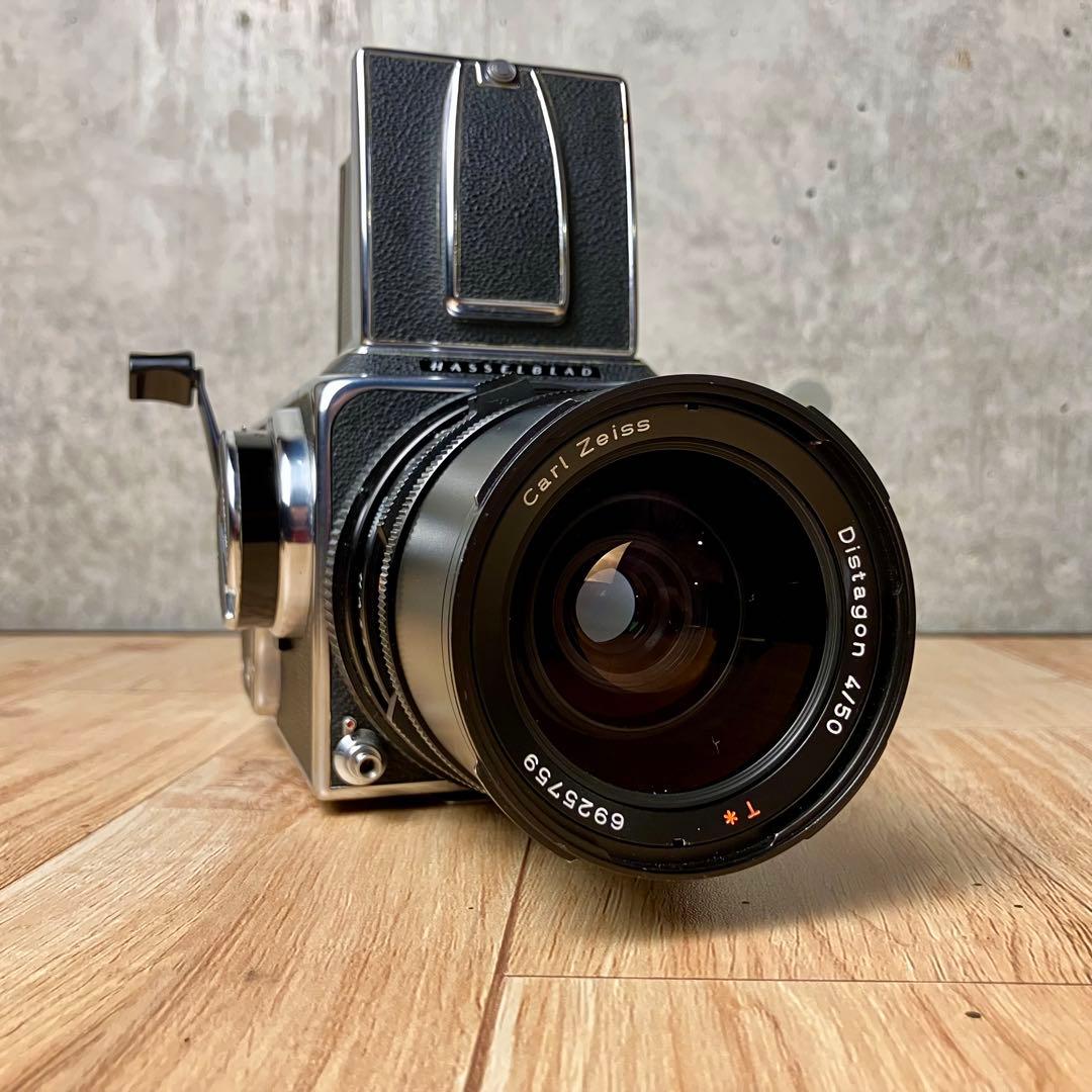 ハッセルブラッド500CM＋ディスタゴンCF 50/4＋フラッシュガンブラケット