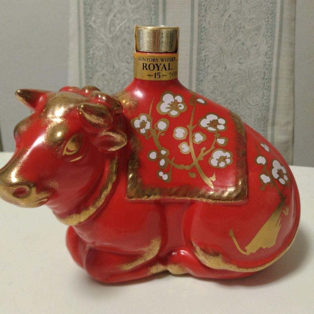 【サントリー】ローヤル15年　赤干支ボトル　丑年　2009年　ウイスキー未開栓
