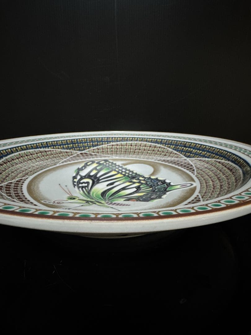 最優品 九谷焼 名人 武腰敏昭 作 色絵小紋蝶図 大皿 飾皿 桐共箱付 日展作家