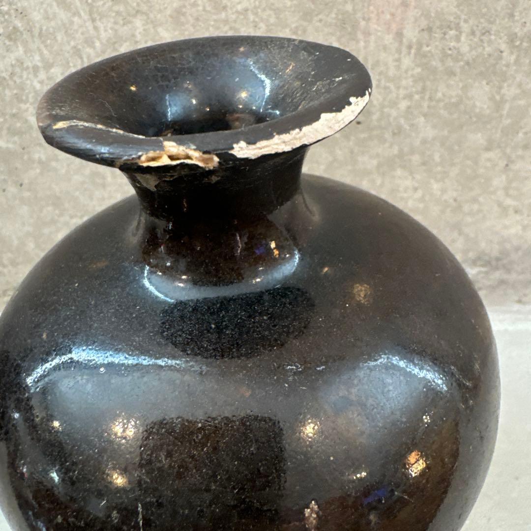 壺屋焼.19世紀.黒釉髪油壺