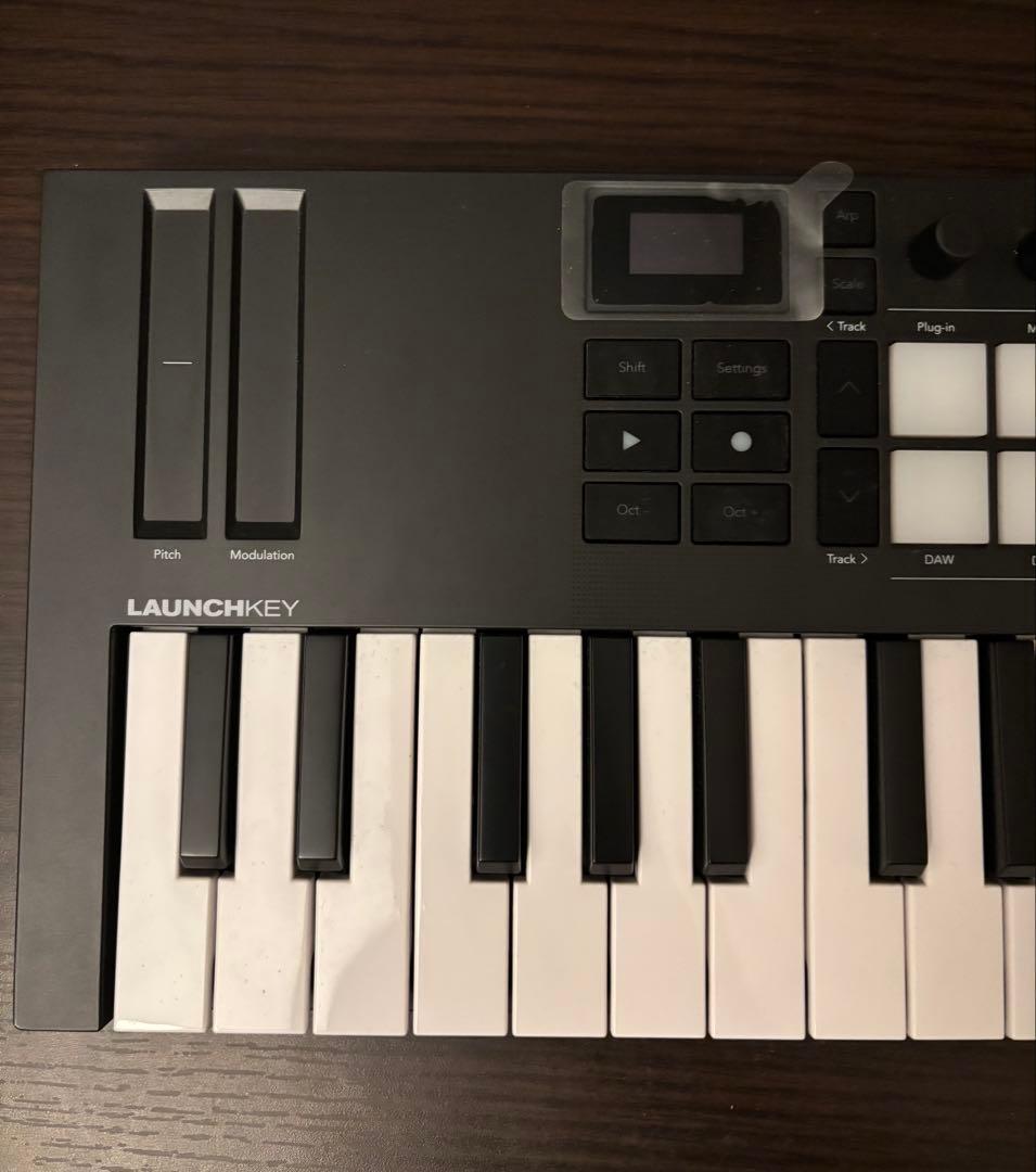 Launchkey mini 37 MIDIキーボード 送料無料