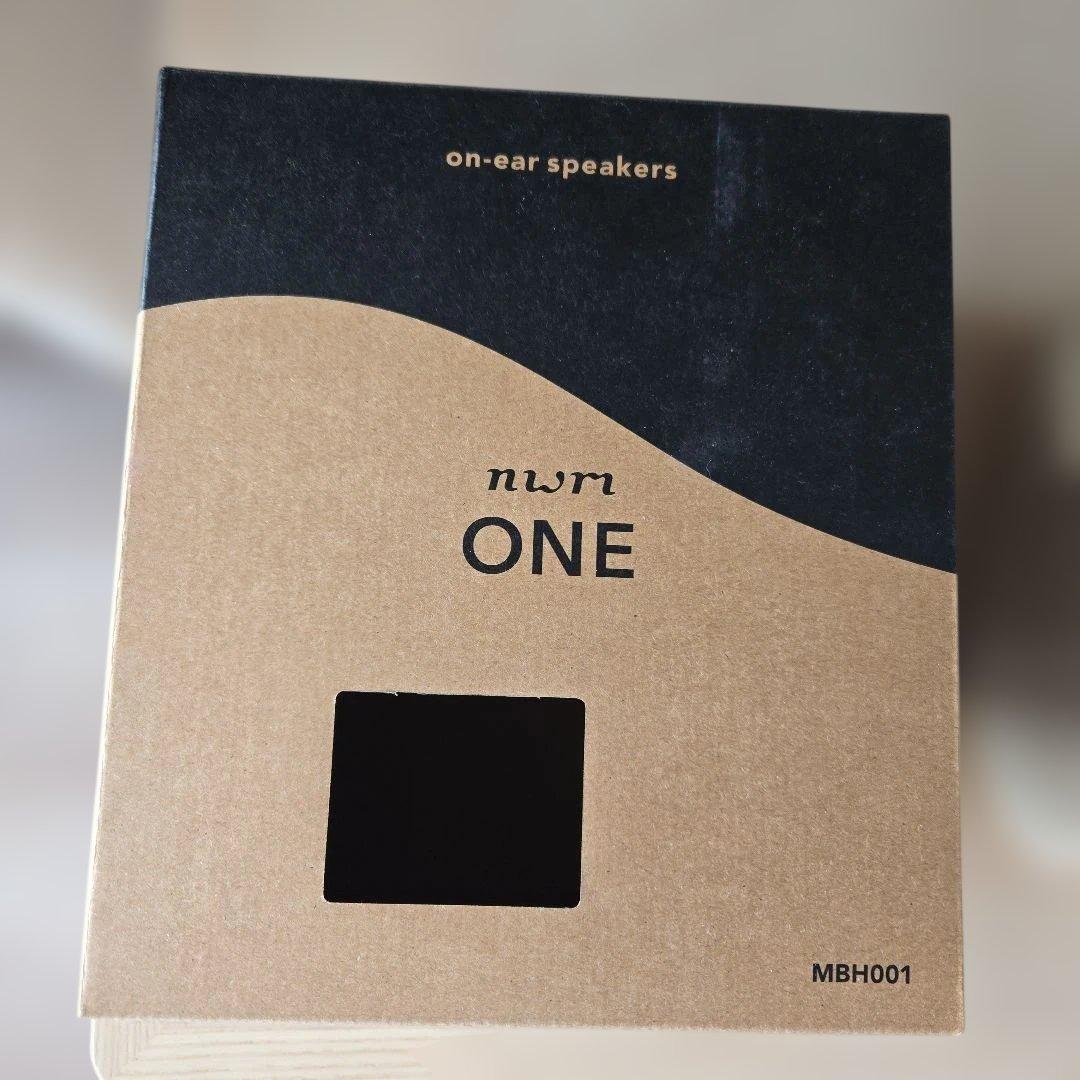 【未使用・新品】nwm ONE Bluetooth ヘッドホン　ライトグレイ