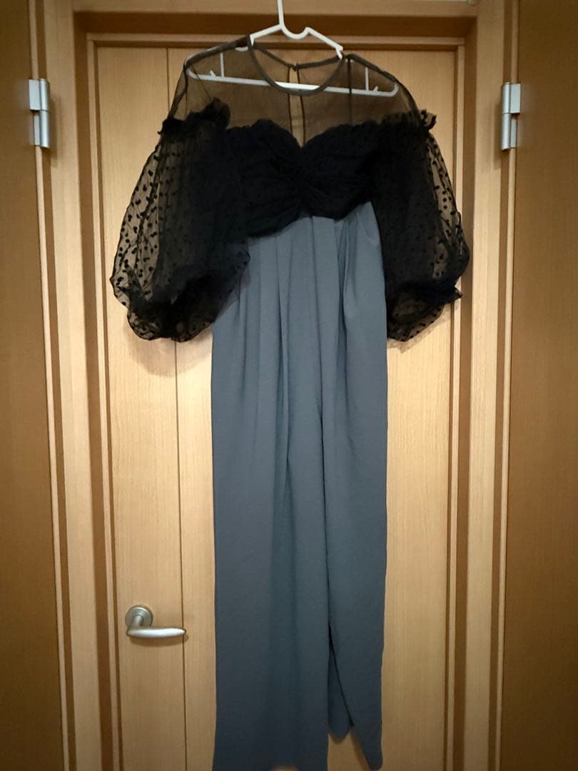 ANDRÉSD ドット柄袖付きパーティードレス