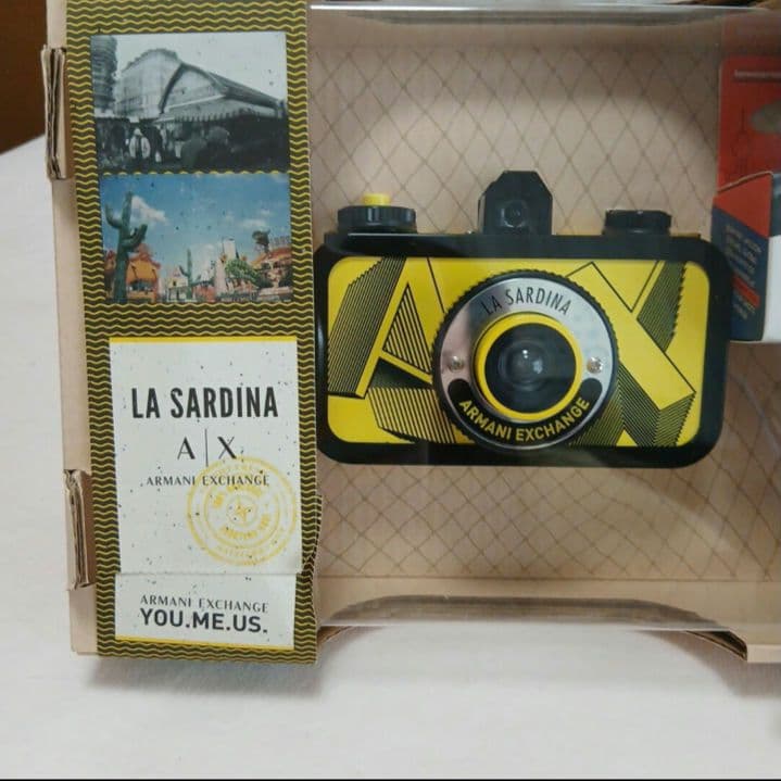フィルムカメラ LomographyLaSardinabyArmaniExchange
