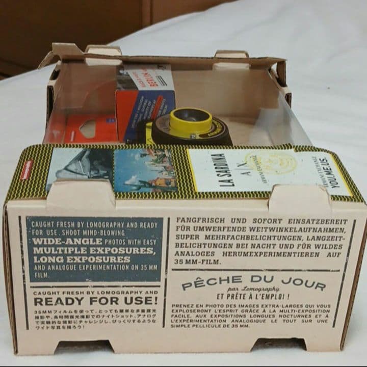 フィルムカメラ LomographyLaSardinabyArmaniExchange