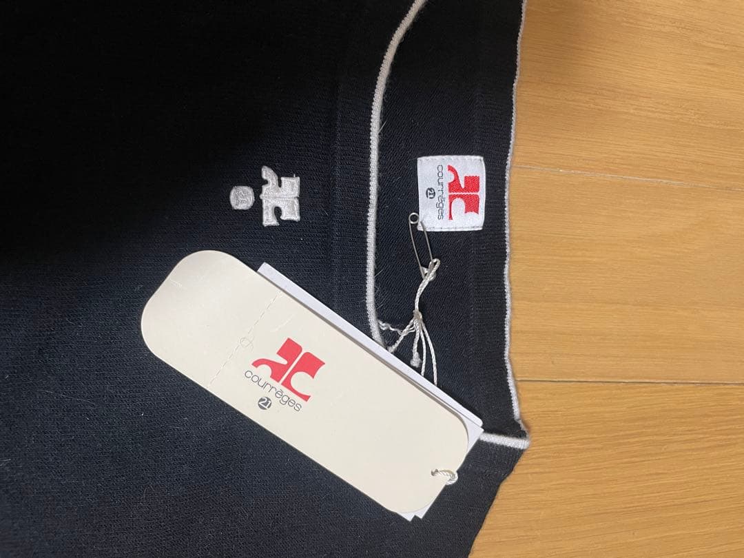 courrèges（クレージュ）ブラック ノースリーブ タンクトップ 新品