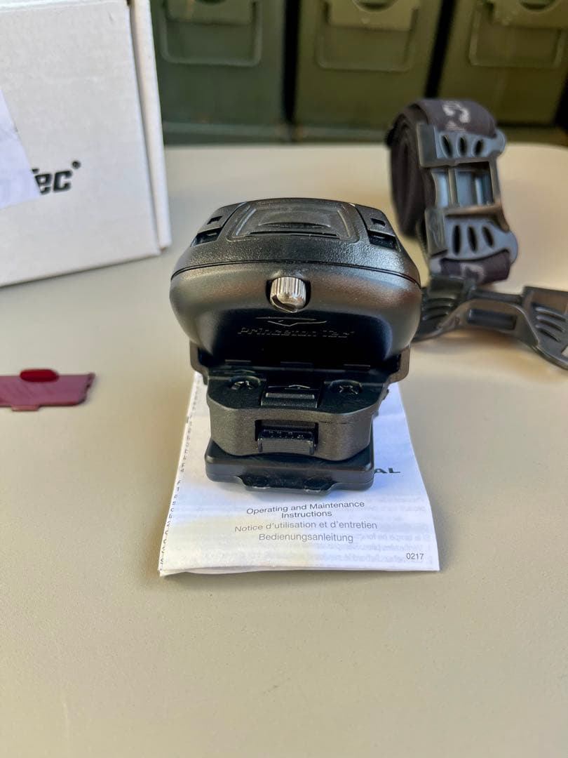 米軍放出未使用品アメリカ製 Princeton4色 タクティカル ヘッドランプ①