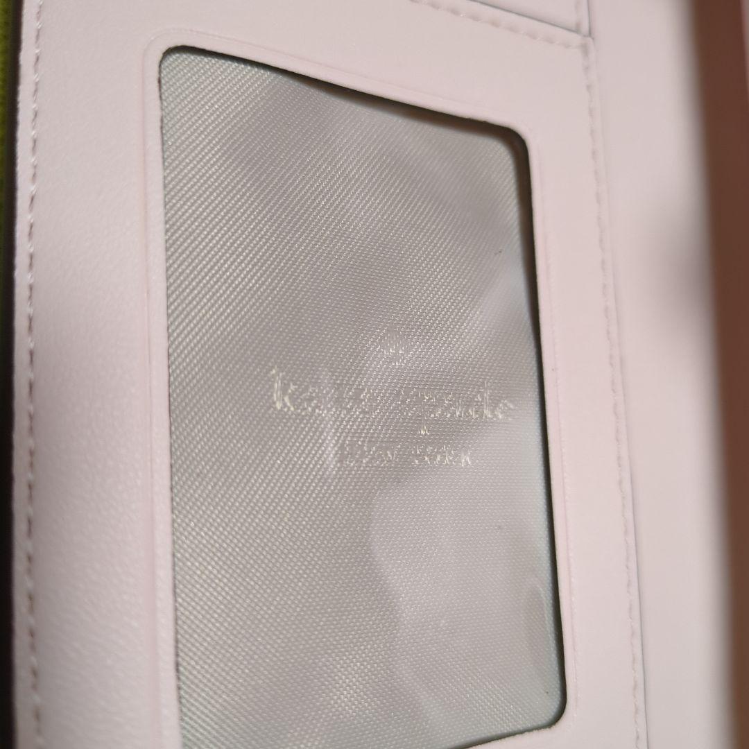 ぴ*様 箱付き新品未使用kate spade 花柄 二つ折り財布