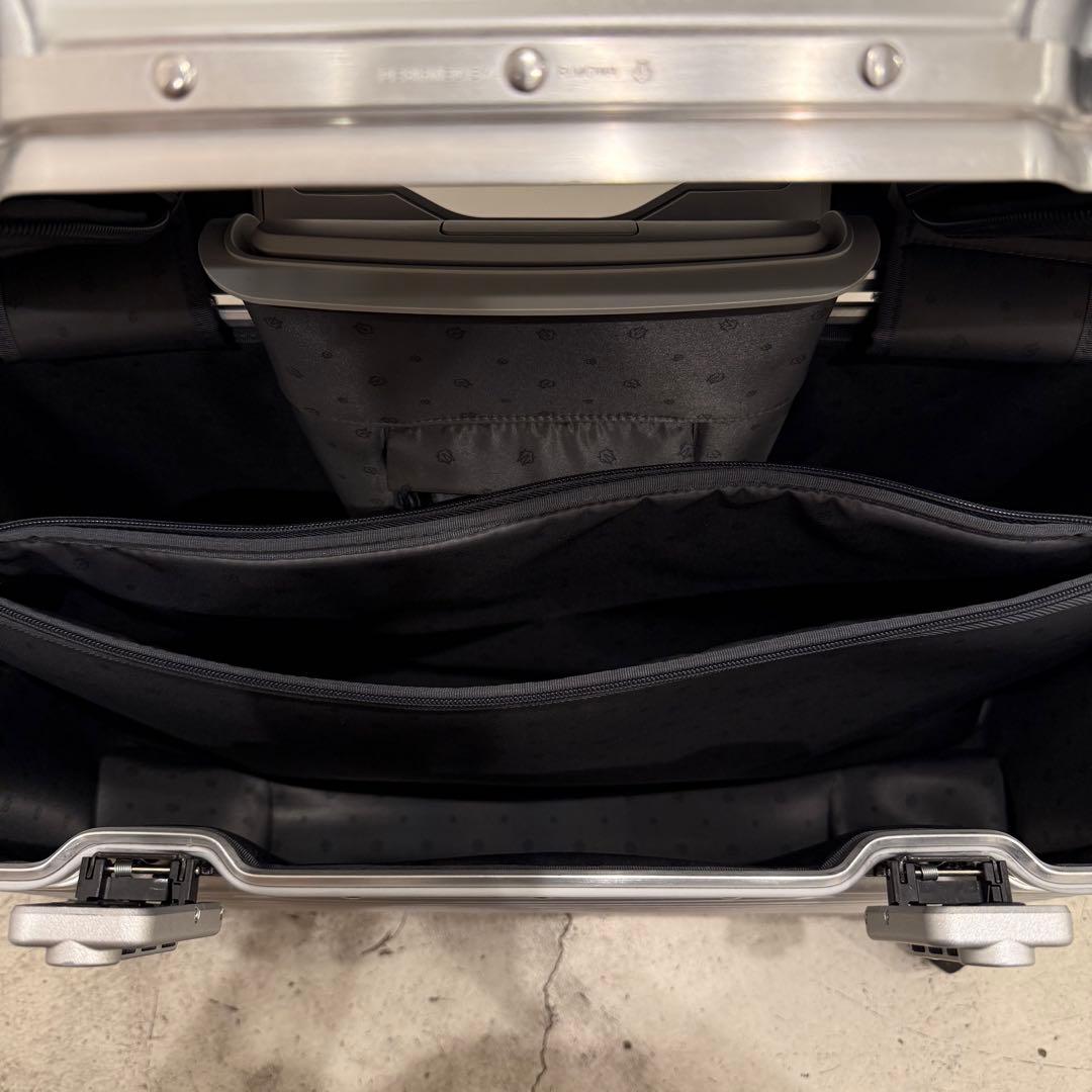RIMOWA Original PILOT リモワ パイロット 現行品 美品