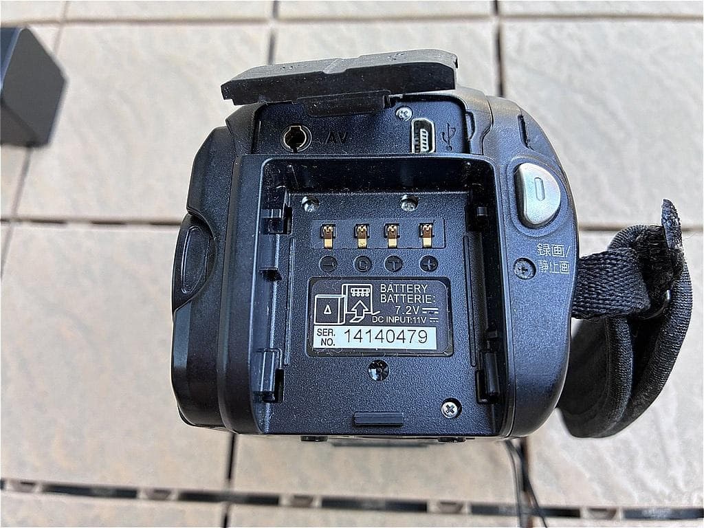 Victor 3CCD ビデオカメラ 本体