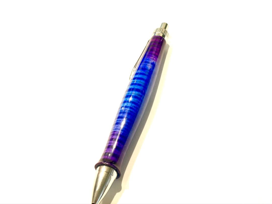 木軸ペン　ラッカー仕上げ　楽器　ギター　縮杢　栃　杢