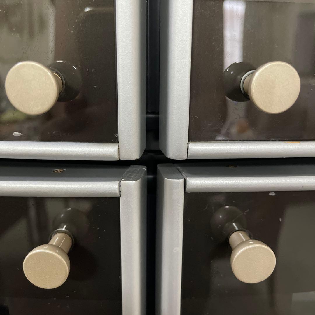 送料込み★飾り棚　ブラック×シルバー ガラス扉　日本製 本棚としてもOKです