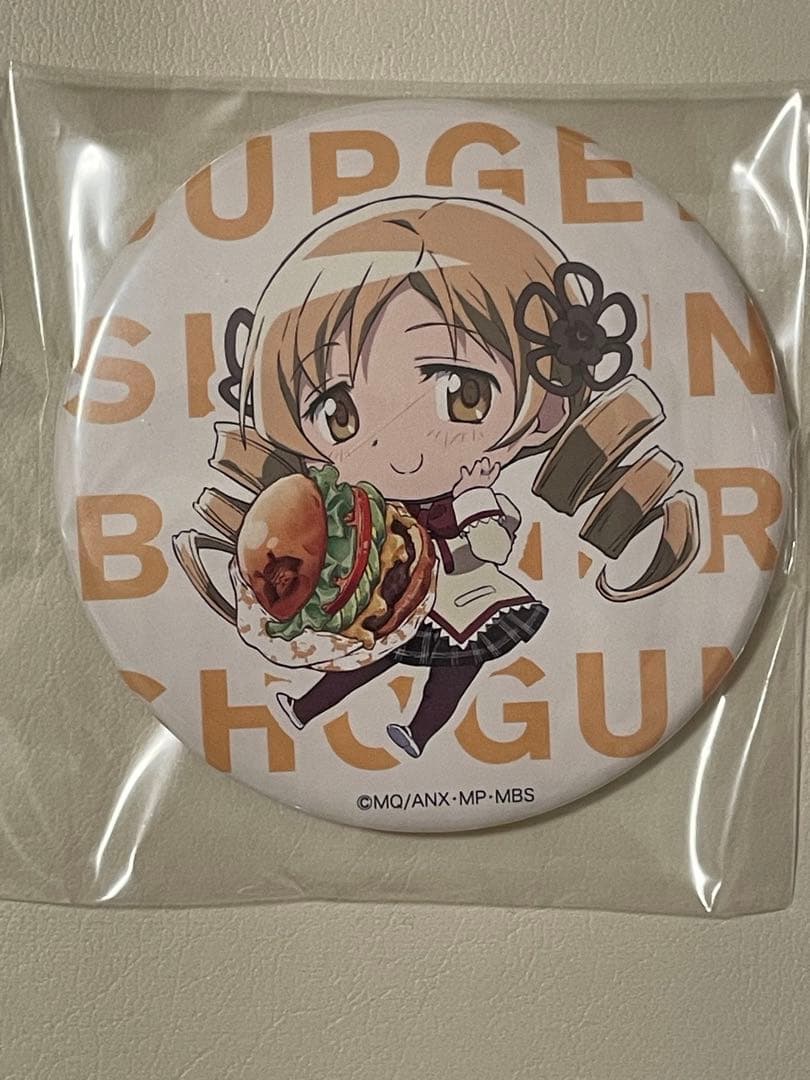 魔法少女まどか☆マギカ　まどマギ 巴マミ 缶バッジ SHOGUN BURGER