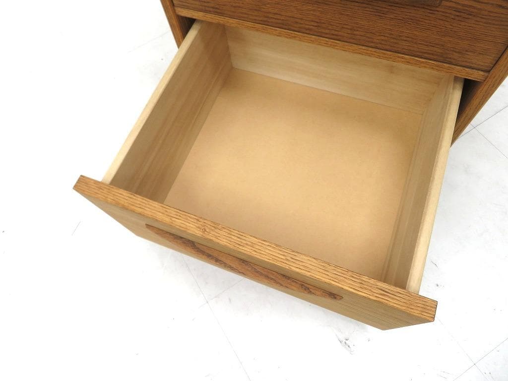 展示品　モモナチュラル　オーク材　チェスト　収納　キャビネット　北欧
