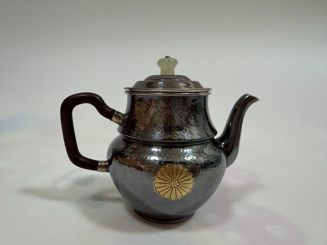 純銀製 菊文様 玉石摘 急須 銀瓶 煎茶道具
