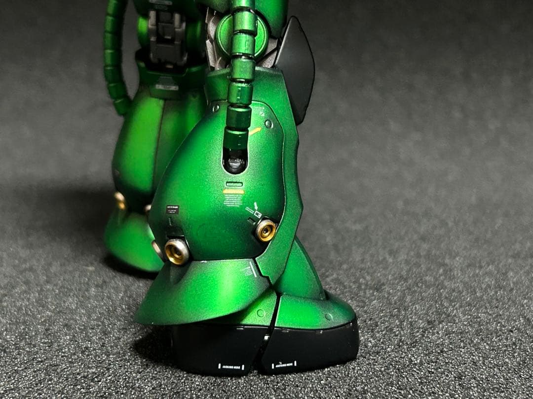 MGザクver2 量産型マットキャンディーグラデーション全塗装済完成品