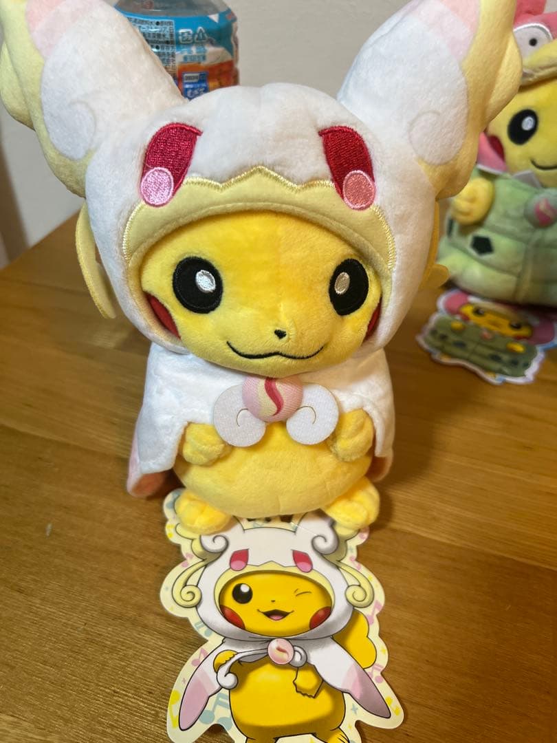 ポンチョを着たピカチュウ ぬいぐるみ　セット