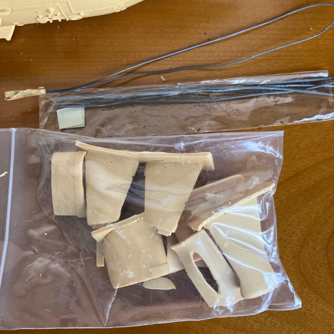 深海調査船Trieste Ⅱ 1/72バイキングモデルズ　未組み立て品