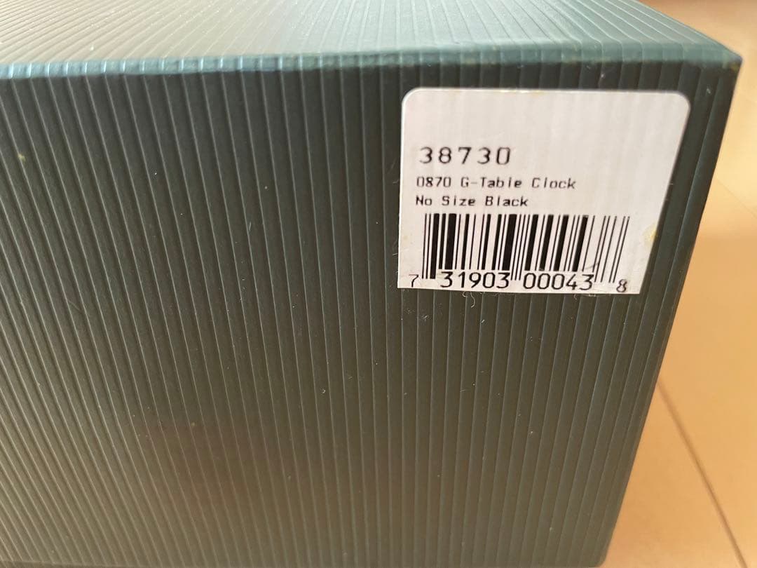 GUCCI スイス製 シルバー置時計