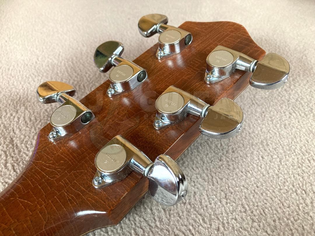 超希少ハンドメイド　MARC BENETEAU GUITAR