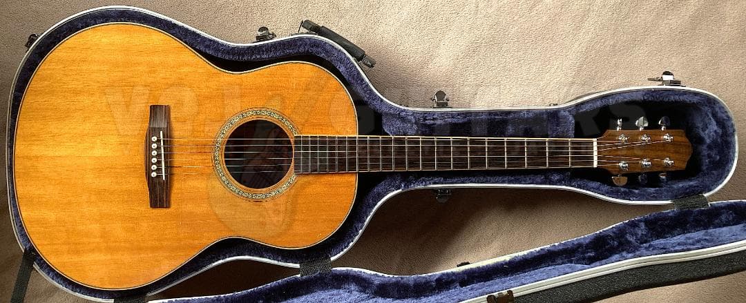 超希少ハンドメイド　MARC BENETEAU GUITAR