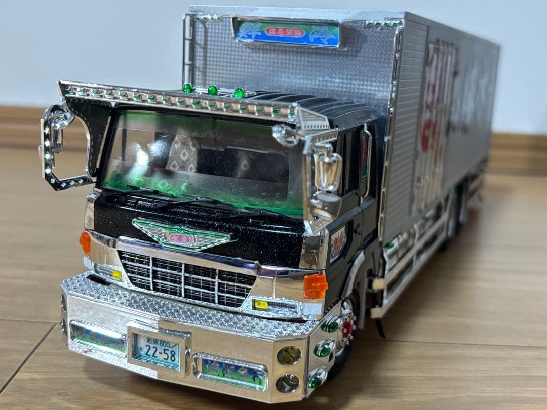 1/32 アオシマデコトラ　日野スーパードルフィン　完成品